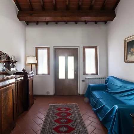 Fattoria Di Belvedere Gospodarstwo agroturystyczne *