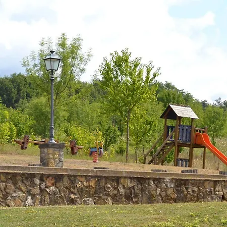 Farm stay Fattoria Di Belvedere Poppi